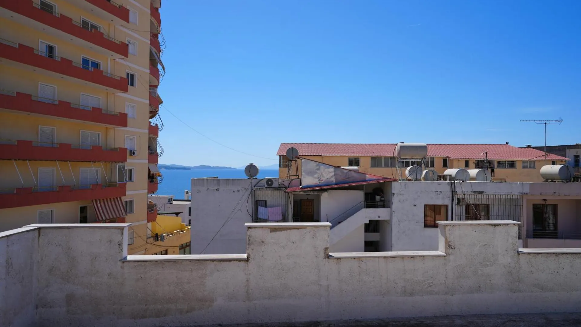 South Blue Apartments Sarande 0*,