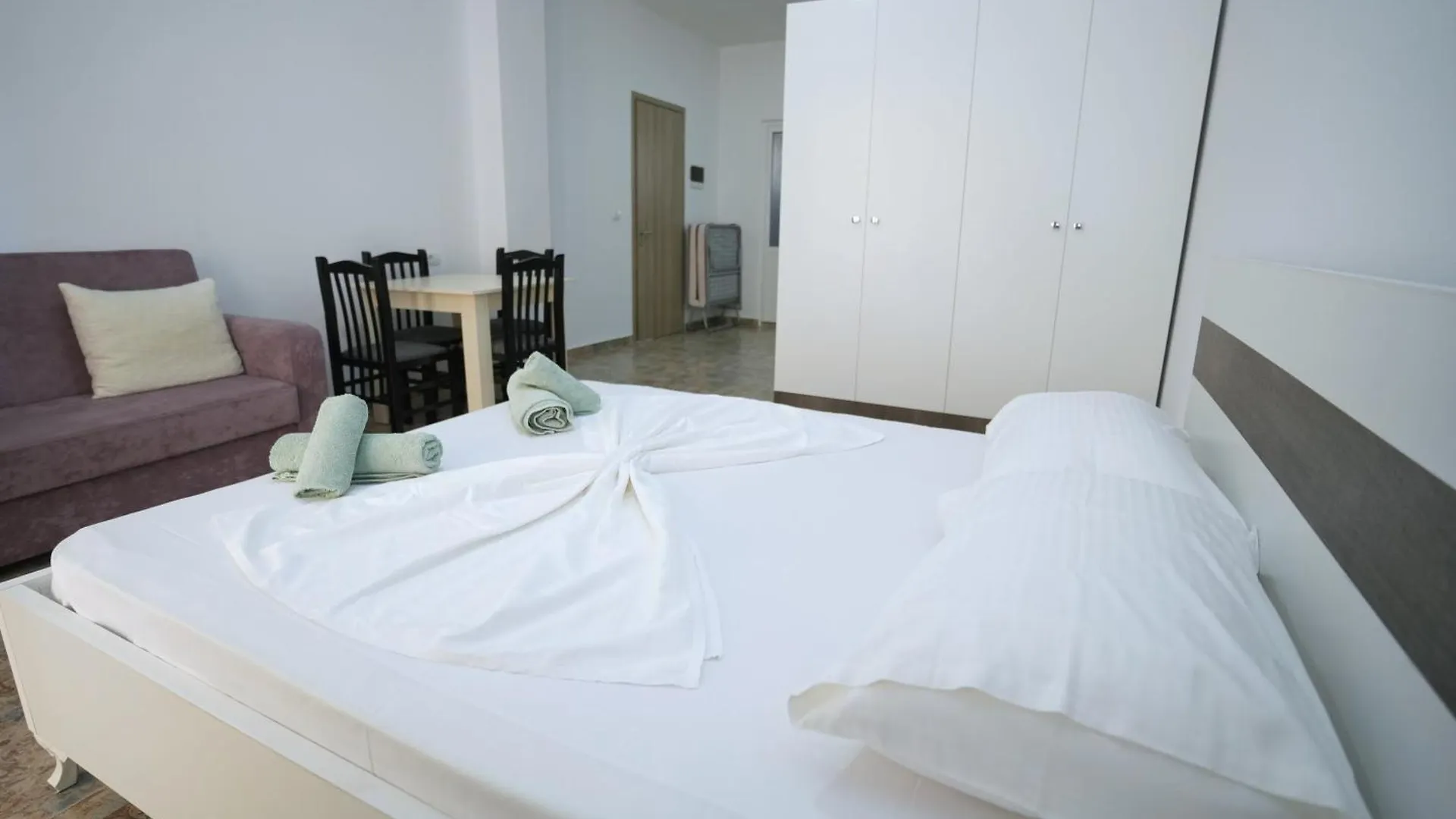 South Blue Apartments Sarande