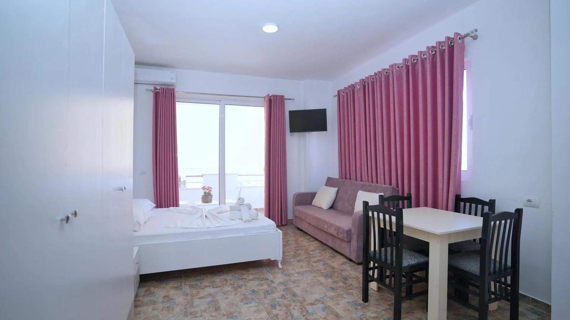 South Blue Apartments Sarande