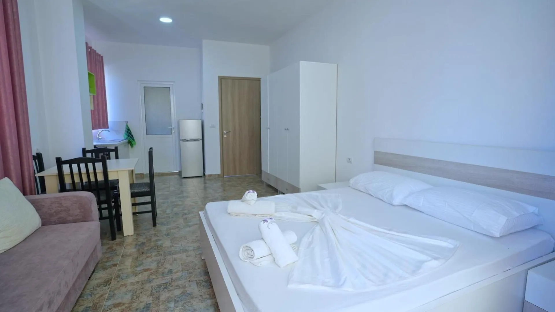 South Blue Apartments Sarande