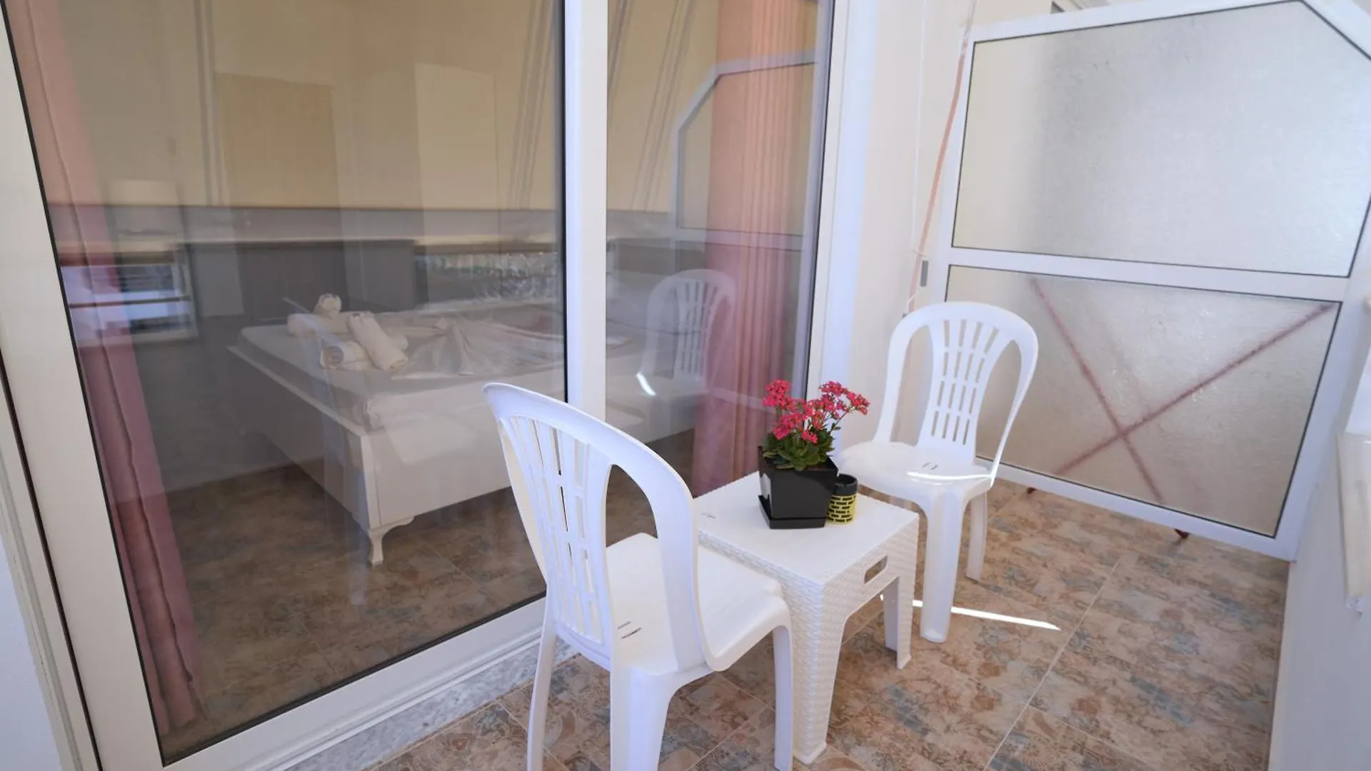 South Blue Apartments Sarande