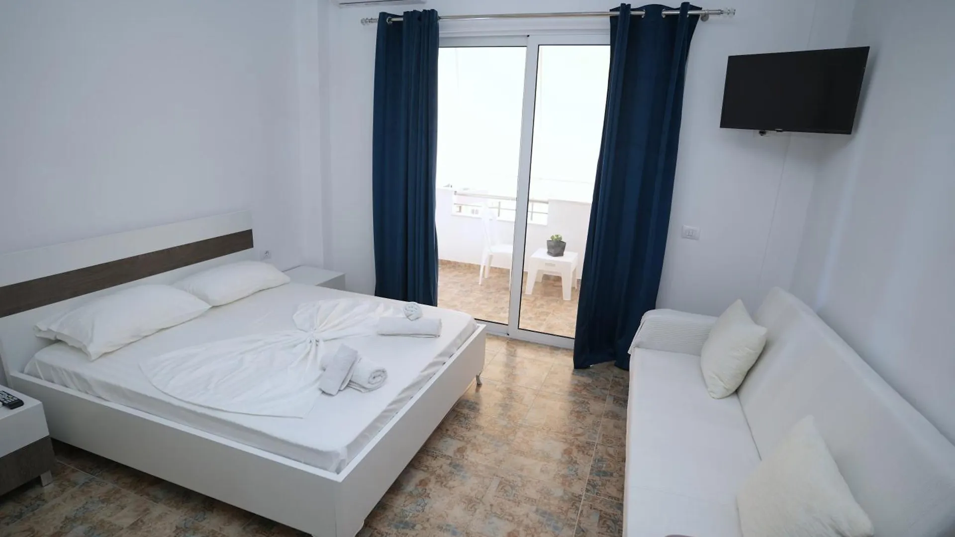 South Blue Apartments Sarande 0*,